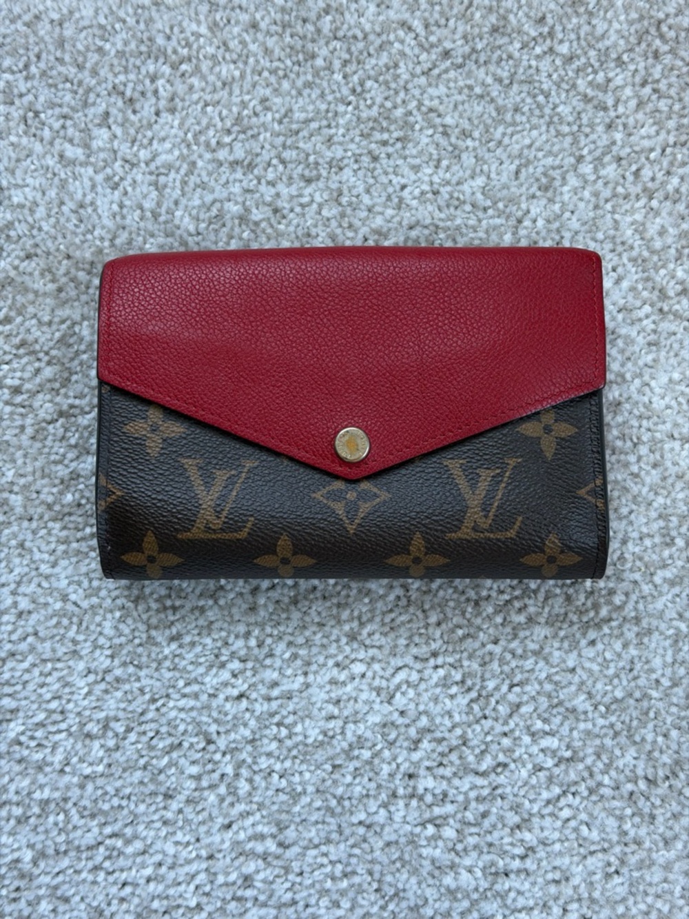 Louis Vuitton Pallas Compact Wallet
